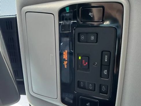 Certified 2025 Toyota Grand Highlander AWD image 66