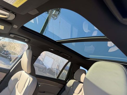 New 2026 Volvo XC90 T8 Plus w/ Protection Package Premier image 18