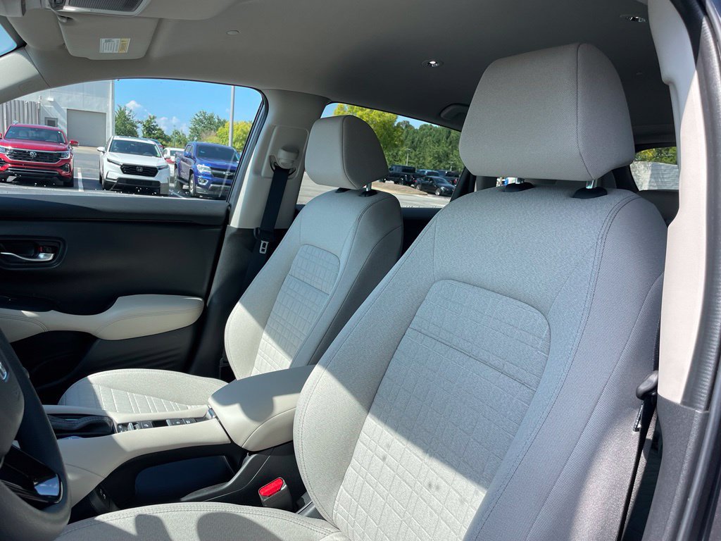 Certified 2026 Honda HR-V LX image 25
