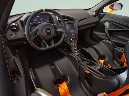 Used 2021 McLaren 765LT RWD image 7