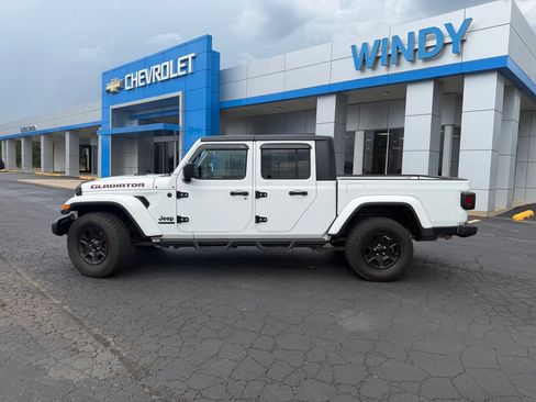 Used 2021 Jeep Gladiator Sport w/ Quick Order Package 24Q 80Th AWD/4WD image 2