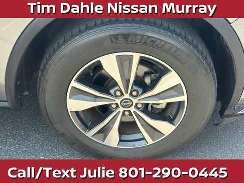 Used 2023 Nissan Murano SV AWD/4WD image 14