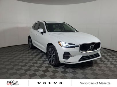 Used 2022 Volvo XC60 B5 Momentum w/ Climate Package
