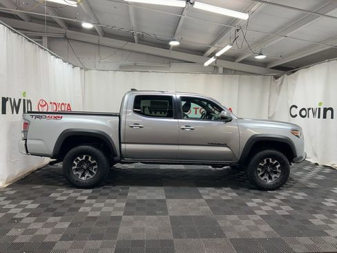 Used 2023 Toyota Tacoma TRD Off-Road image 10
