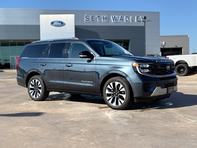 Certified 2025 Ford Expedition Platinum w/ Driver's Package AWD/4WD image 1
