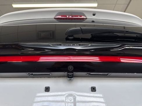 New 2026 Chrysler Pacifica Limited w/ S Appearance Package image 17