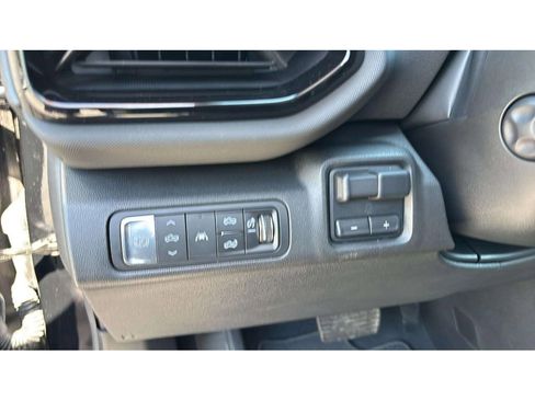 Used 2024 Chevrolet Silverado EV RST AWD/4WD image 23