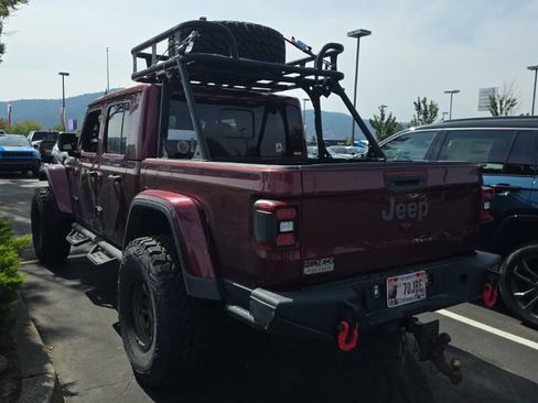 Used 2021 Jeep Gladiator Rubicon AWD/4WD image 7