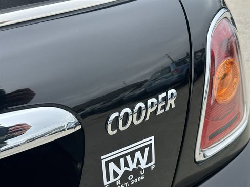 Used 2010 MINI Cooper Convertible FWD image 31