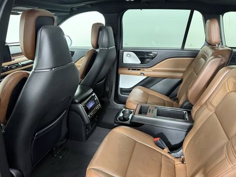 Used 2022 Lincoln Aviator Reserve w/ Equipment Group 201A image 21