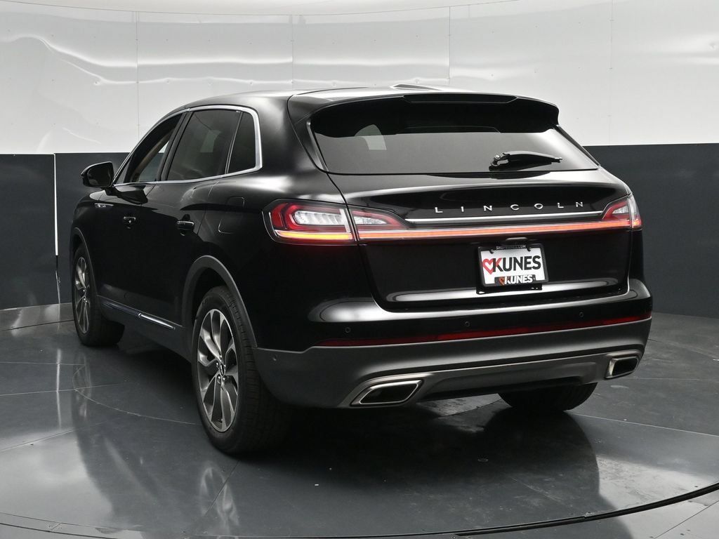 Used 2023 Lincoln Nautilus Reserve w/ Equipment Group 201A AWD/4WD image 11