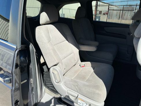 Used 2014 Honda Odyssey LX image 26