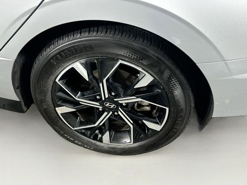 Used 2025 Hyundai Sonata SEL image 11