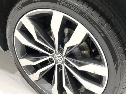 Used 2019 Volkswagen Tiguan SEL Premium R-Line AWD/4WD image 10