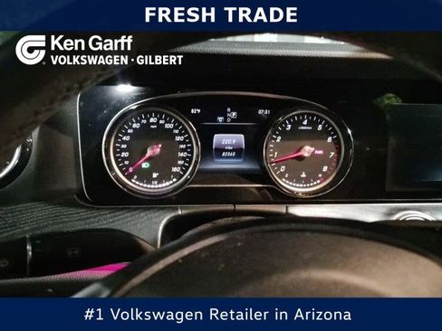 Used 2017 Mercedes-Benz E 300 image 1
