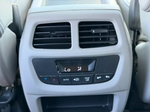 Used 2017 Honda Pilot EX-L image 38