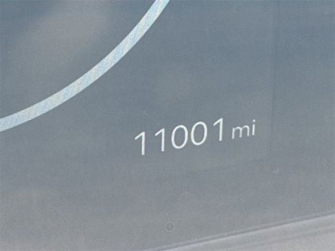 Used 2025 Hyundai Kona Limited image 28