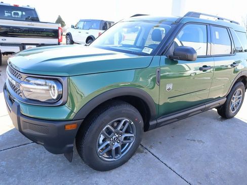 New 2025 Ford Bronco Outer Banks image 11