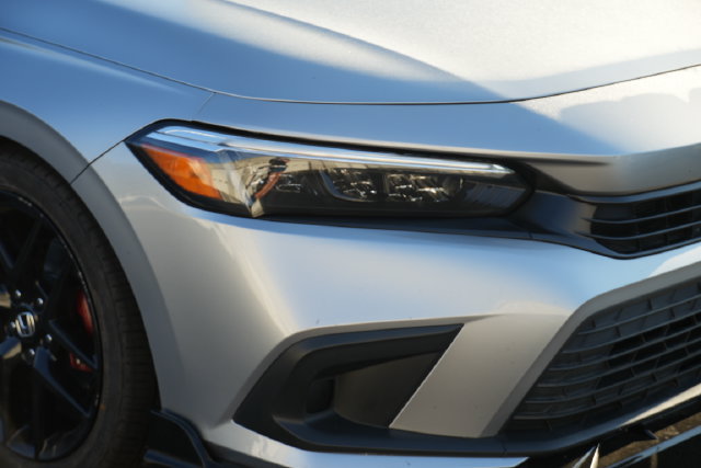 Used 2024 Honda Civic Sport image 3