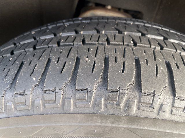 Used 2018 Chevrolet Tahoe LT AWD/4WD image 30