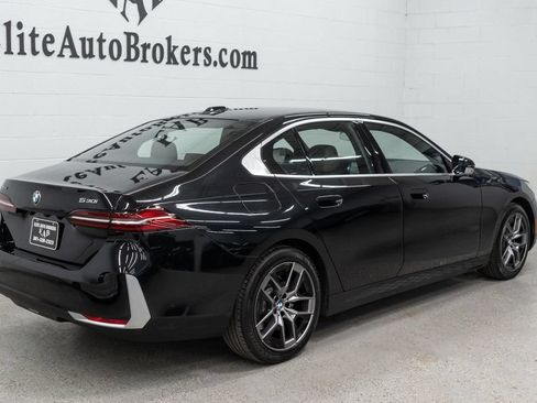 Used 2026 BMW 530i xDrive w/ Premium Package AWD/4WD image 6