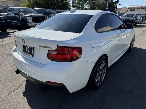 Used 2014 BMW M235i Coupe image 7