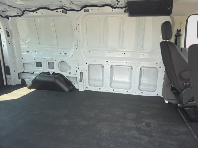 New 2025 Ford Transit 150 Low Roof RWD image 27