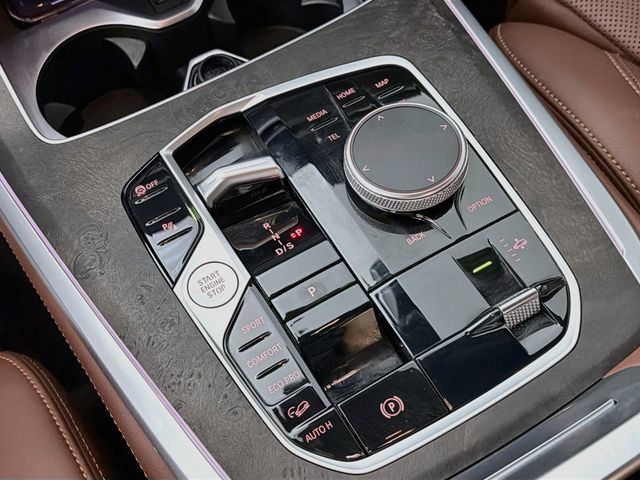 Used 2024 BMW X7 xDrive40i AWD/4WD image 20