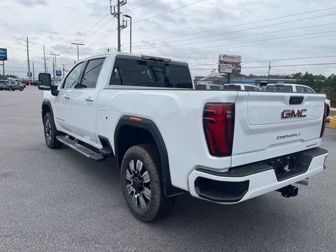 New 2026 GMC Sierra 2500 Denali image 10