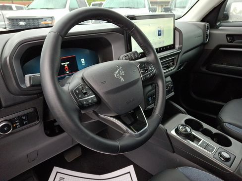 Used 2025 Ford Bronco Sport Outer Banks w/ Outer Banks Tech Package+ AWD/4WD image 16