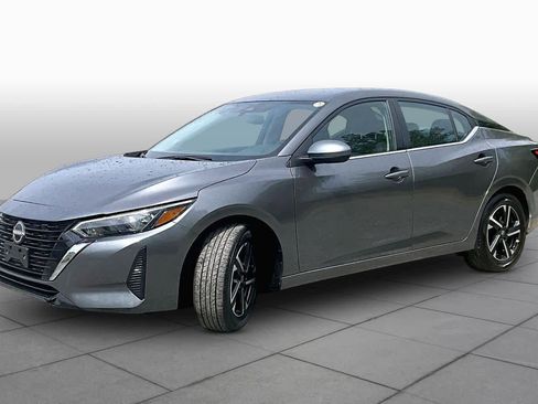 Used 2025 Nissan Sentra SV FWD image 1