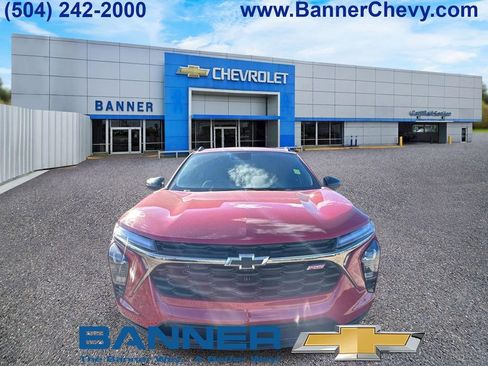 New 2026 Chevrolet Trax RS w/ Driver Confidence Package image 2