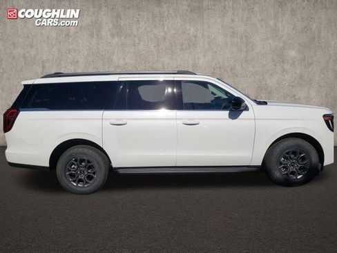 New 2025 Ford Expedition Max Active image 8