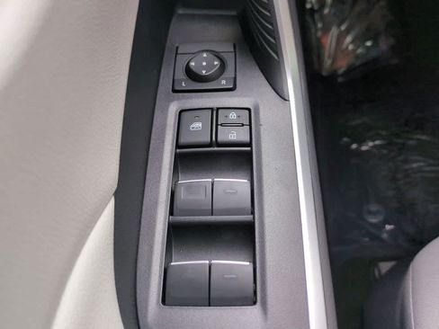 Certified 2025 Toyota RAV4 XLE w/ Convenience Package FWD image 22