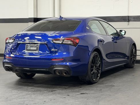 Used 2021 Maserati Ghibli S GranSport image 12