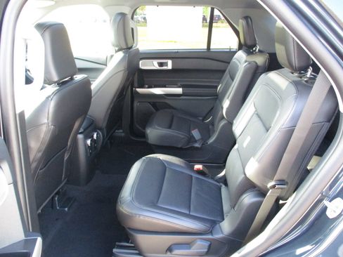 New 2024 Ford Explorer Limited w/ Equipment Group 301A image 23