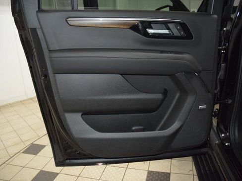 New 2026 Chevrolet Suburban High Country AWD/4WD image 44