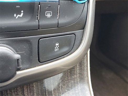 Certified 2015 Chevrolet Malibu LT w/ Power Convenience Package image 29