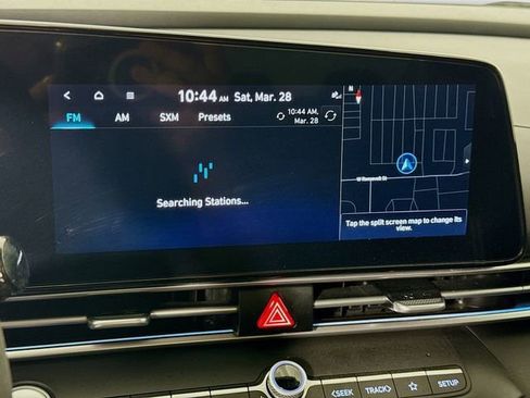 Used 2024 Hyundai Elantra SEL image 15