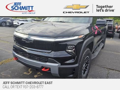 Used 2026 Chevrolet Silverado EV Trail Boss AWD/4WD image 1