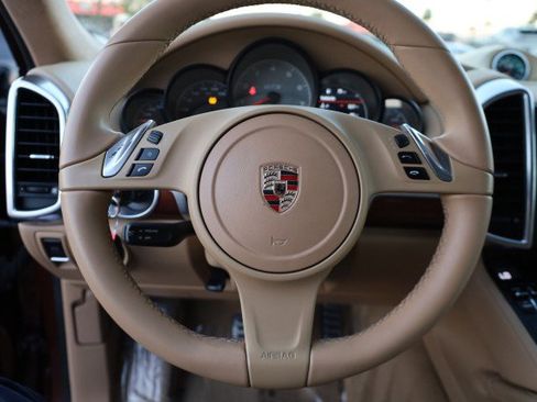Used 2013 Porsche Cayenne GTS image 27