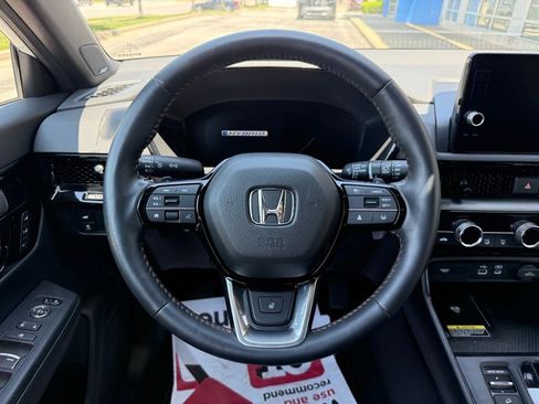 Used 2025 Honda CR-V Sport Touring image 19