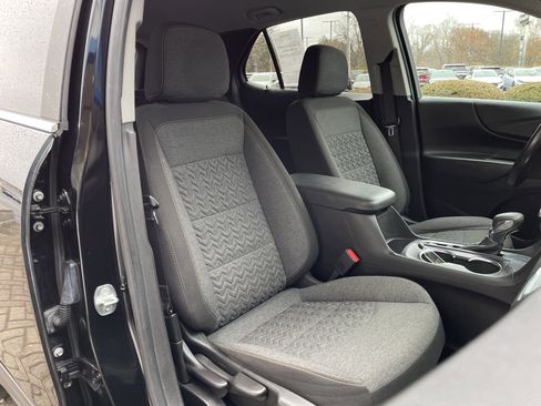 Used 2022 Chevrolet Equinox LT image 34