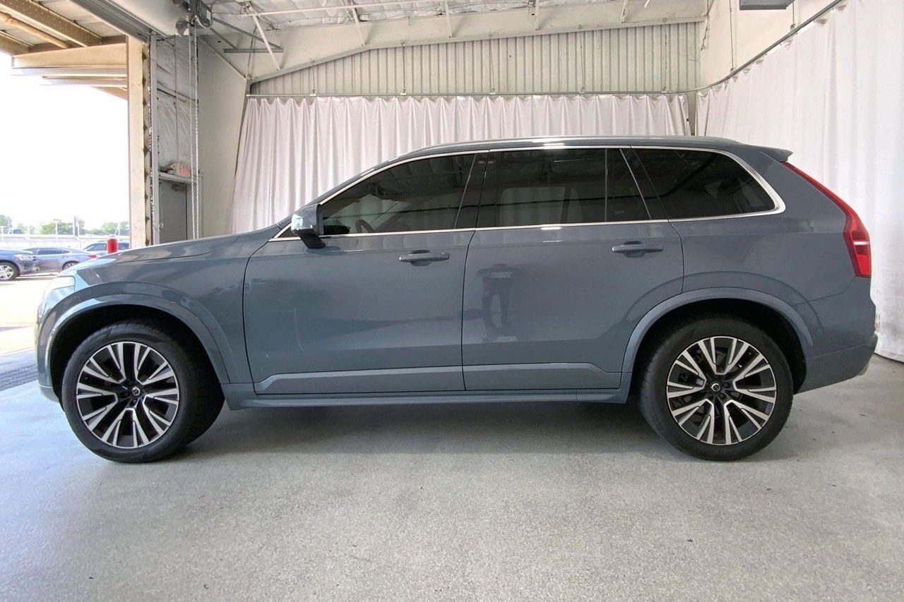 Used 2020 Volvo XC90 T6 Momentum w/ Protection Package Premier AWD/4WD image 26