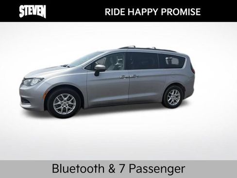 Used 2021 Chrysler Voyager Lxi FWD image 2