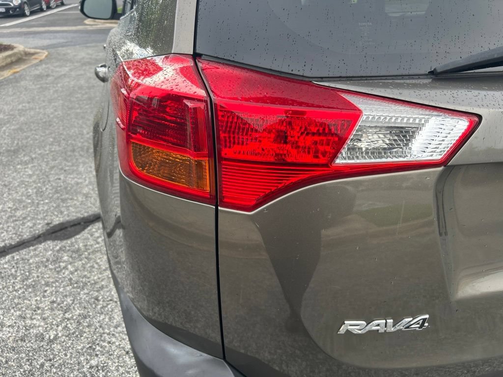Used 2013 Toyota RAV4 XLE AWD/4WD image 15