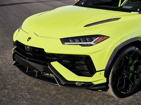 Used 2024 Lamborghini Urus Performante AWD/4WD image 6