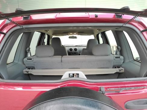 Used 2006 Jeep Liberty Sport RWD image 21
