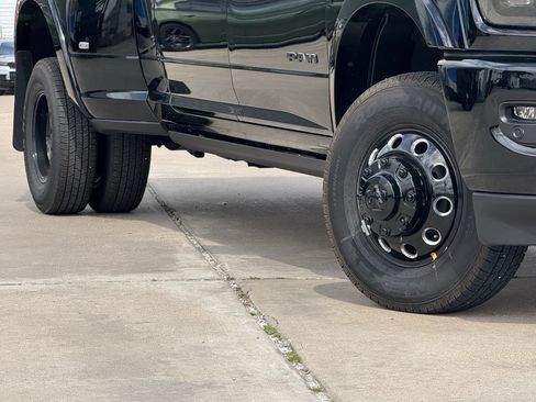 New 2026 RAM 3500 Limited image 12