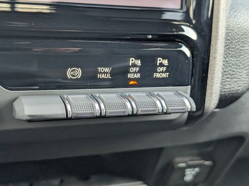 New 2026 RAM 2500 Tradesman AWD/4WD image 15